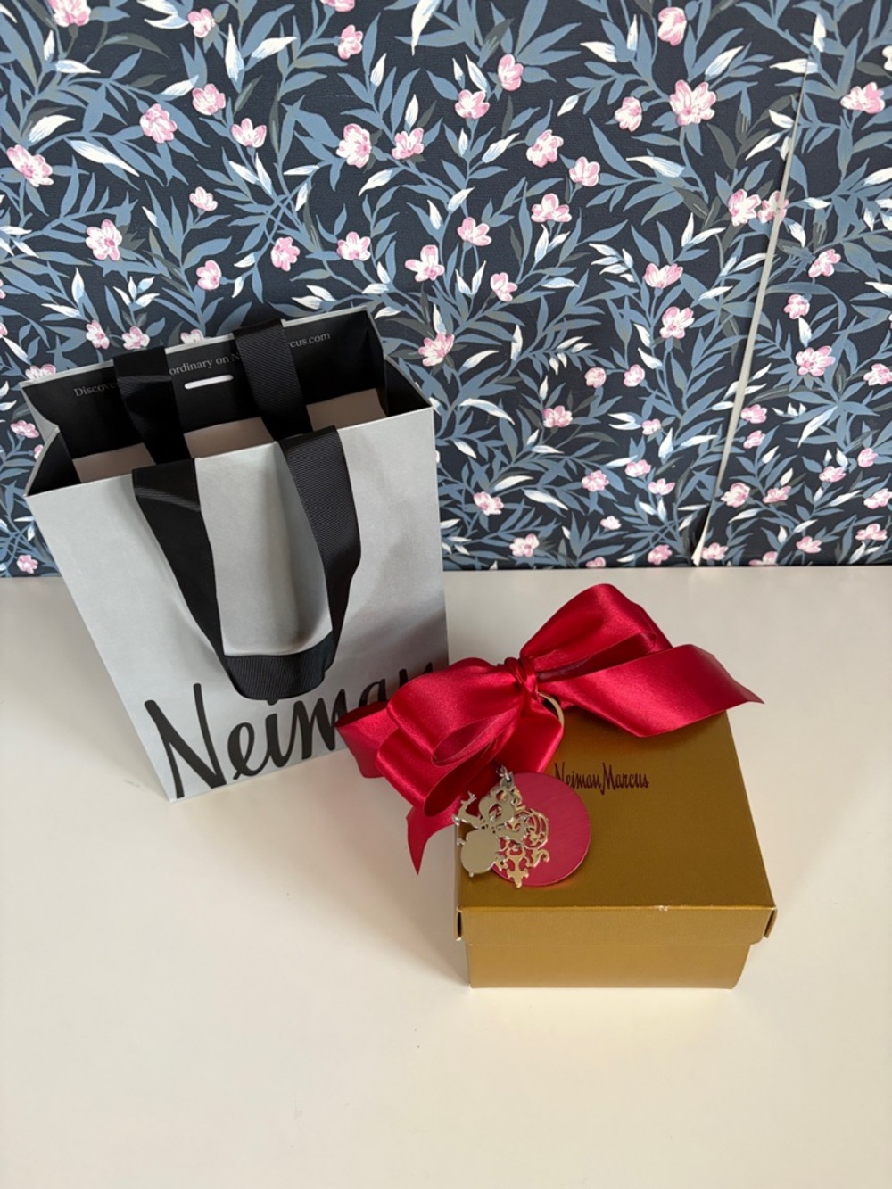 Neiman Marcus Gift box & bag set
